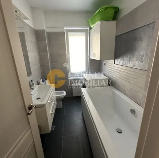 Ap 3 camere decomandat, boxa si loc de parcare intabulate, mob si util complet - Poză 2