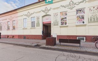 Apartament ultracentral cu 2 camere în Mako - Poză 2