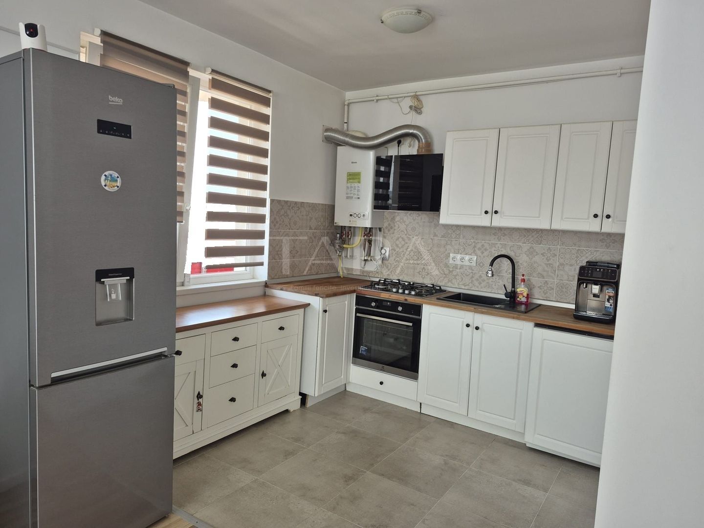 Apartament 2 camere modern, zona Terra, cu parcare subterană. - Poză 1