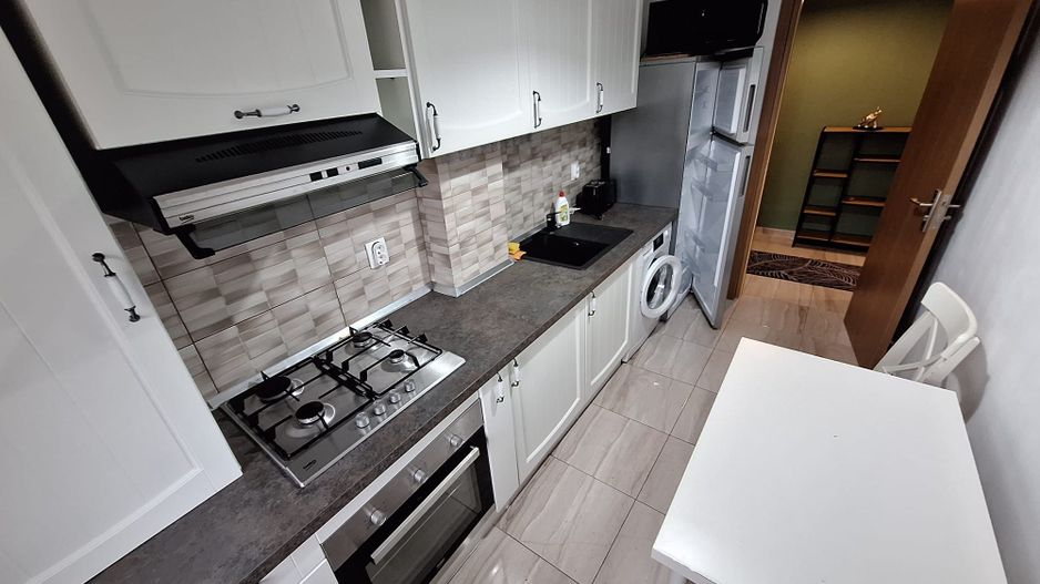 2 camere - DECOMANDAT - Mobilat SI Utilat - Parcare Subterana - Poză 7