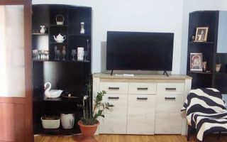 Apartament cu 3 camere in Craiter - Poză 7