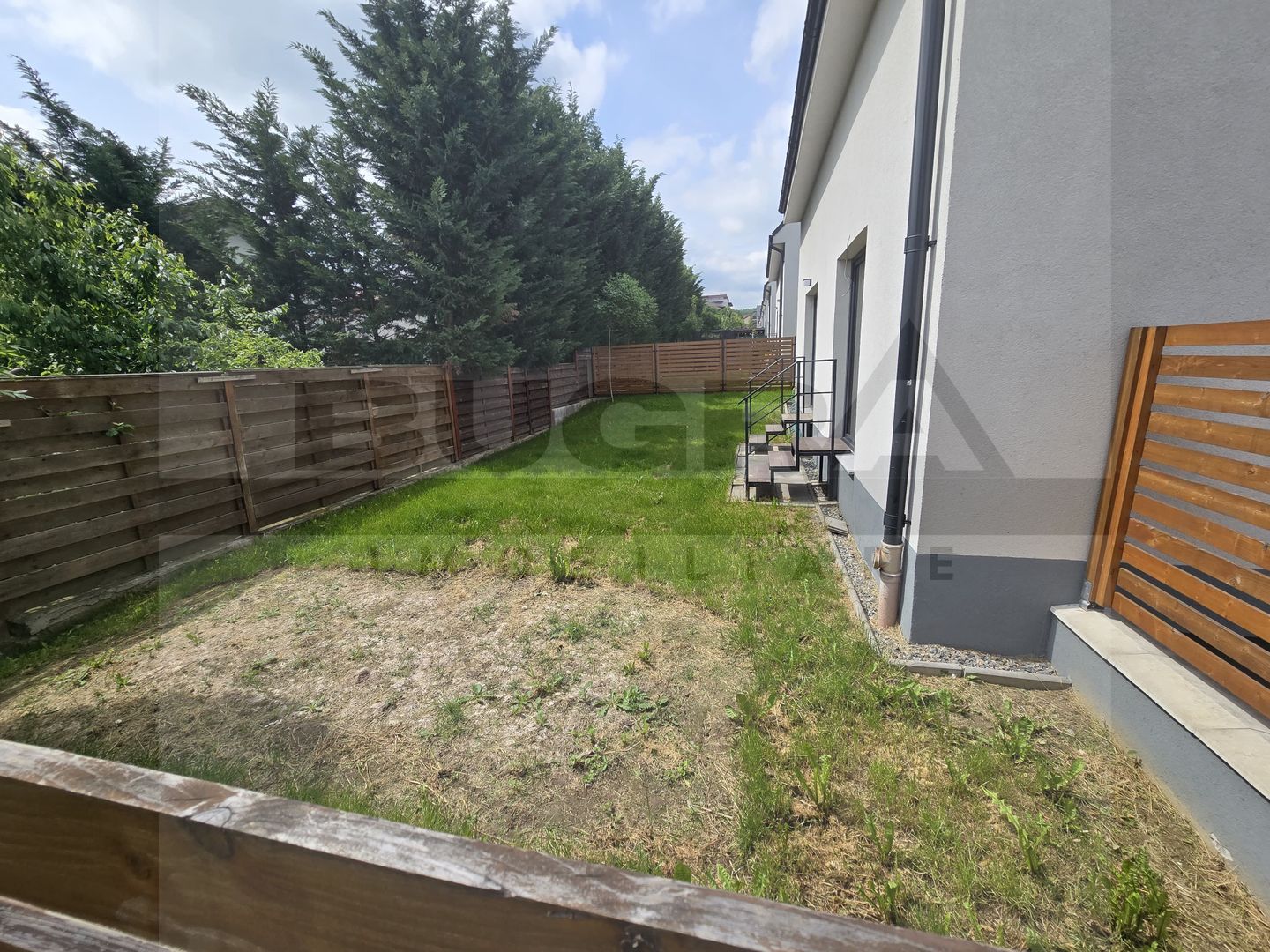 Apartament 2 camere decomandate in Vila, gradina 100mp, zona Borhanci - Poză 1