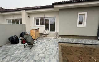 Duplex pe Parter | 4 camere | Zona centrala | Toate utilitatile | Mosnita Noua - Poză 6