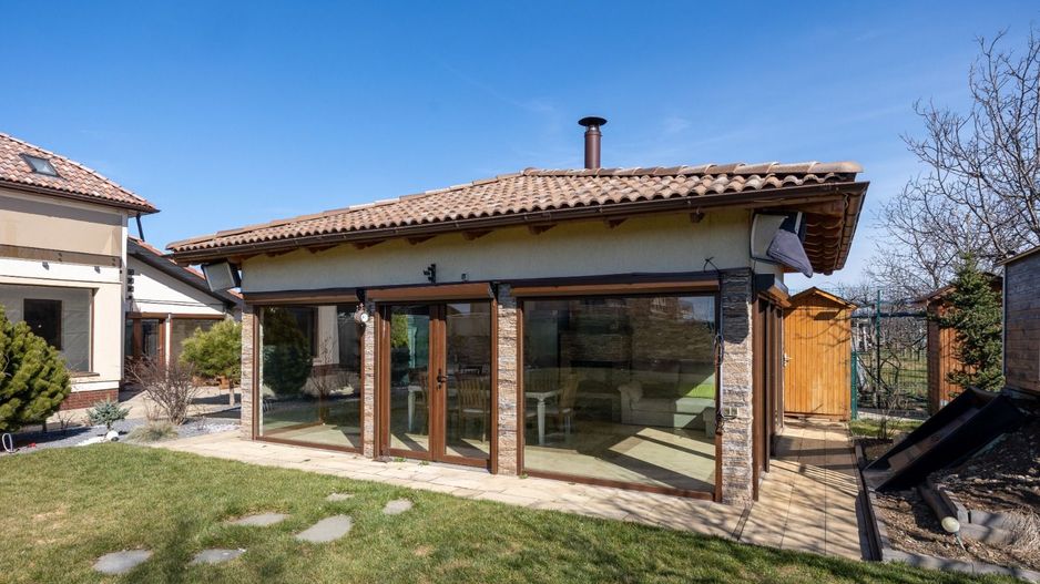 Casa 6 dormitoare+4 bai -1500 mp teren-Sacele - Poză 53