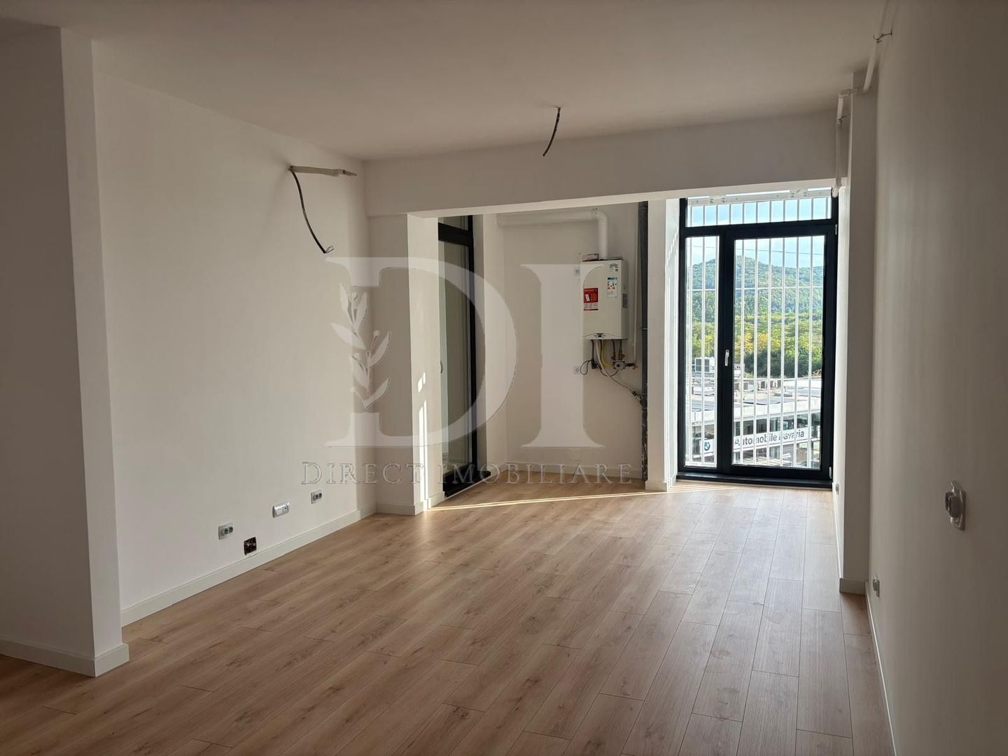 Apartament  de vanzare/ Zona BMW :Floresti - Poză 22