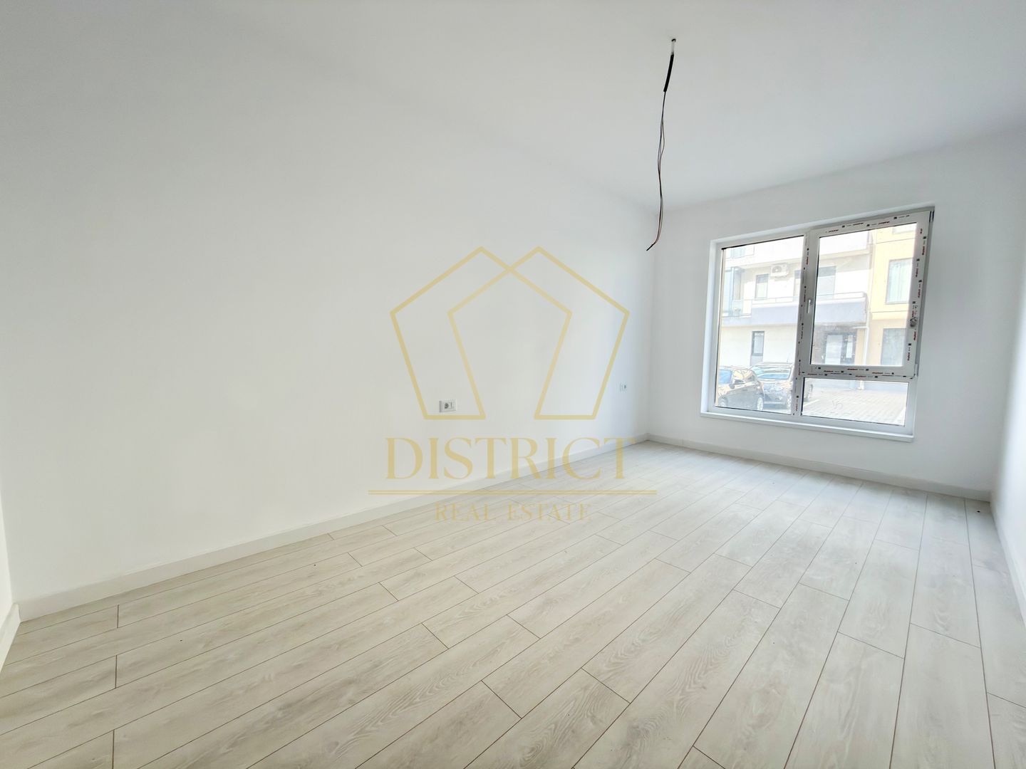 Apartament cu 2 camere, 54 mp utili la parter finalizat la asfalt in Giroc. - Poză 7