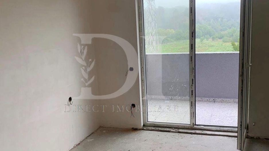 Apartament 3 camere de vanzare/ Tineretului / Floresti - Poză 4