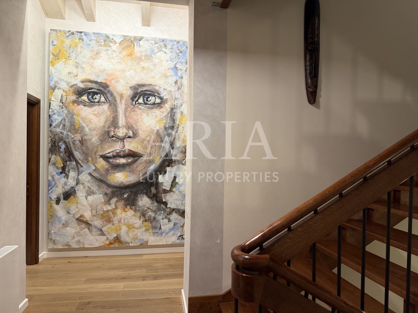 SNAGOV VILA | 36m DESCHIDERE LA LAC | PONTON 250mp | JACUZZI | SPA | BOWLING - Poză 9