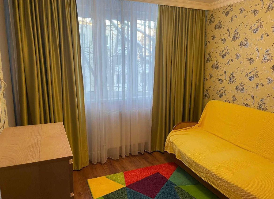 AP. 3 CAMERE GHENCEA, BOILER, LOC PARCARE, MASINA SPALAT VASE, METROU - Poză 4