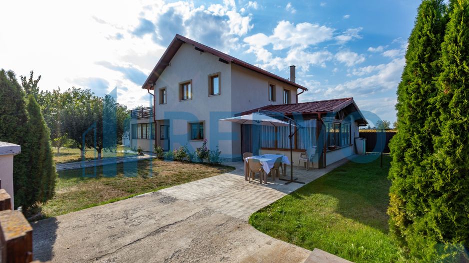 Casă/Vilă cu 4 camere, Buhuși - Poză 7