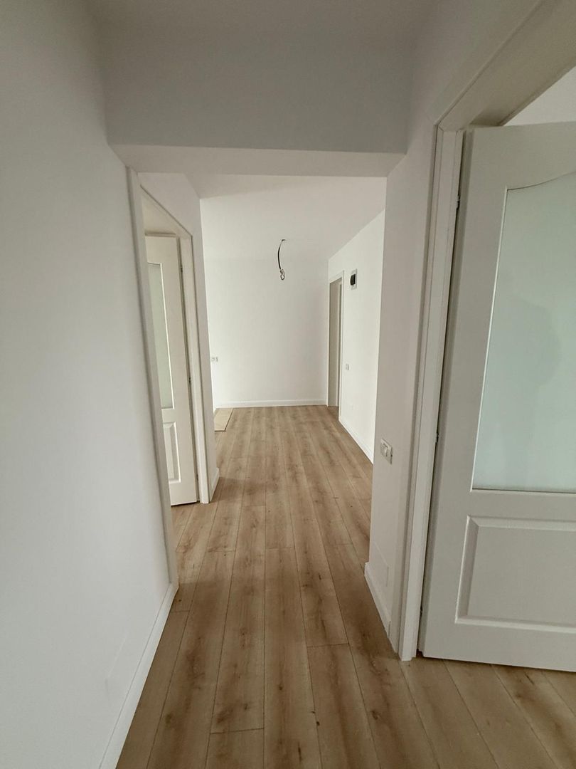Mutare imediată! Vilă duplex 4 camere cu curte proprie - Poză 20