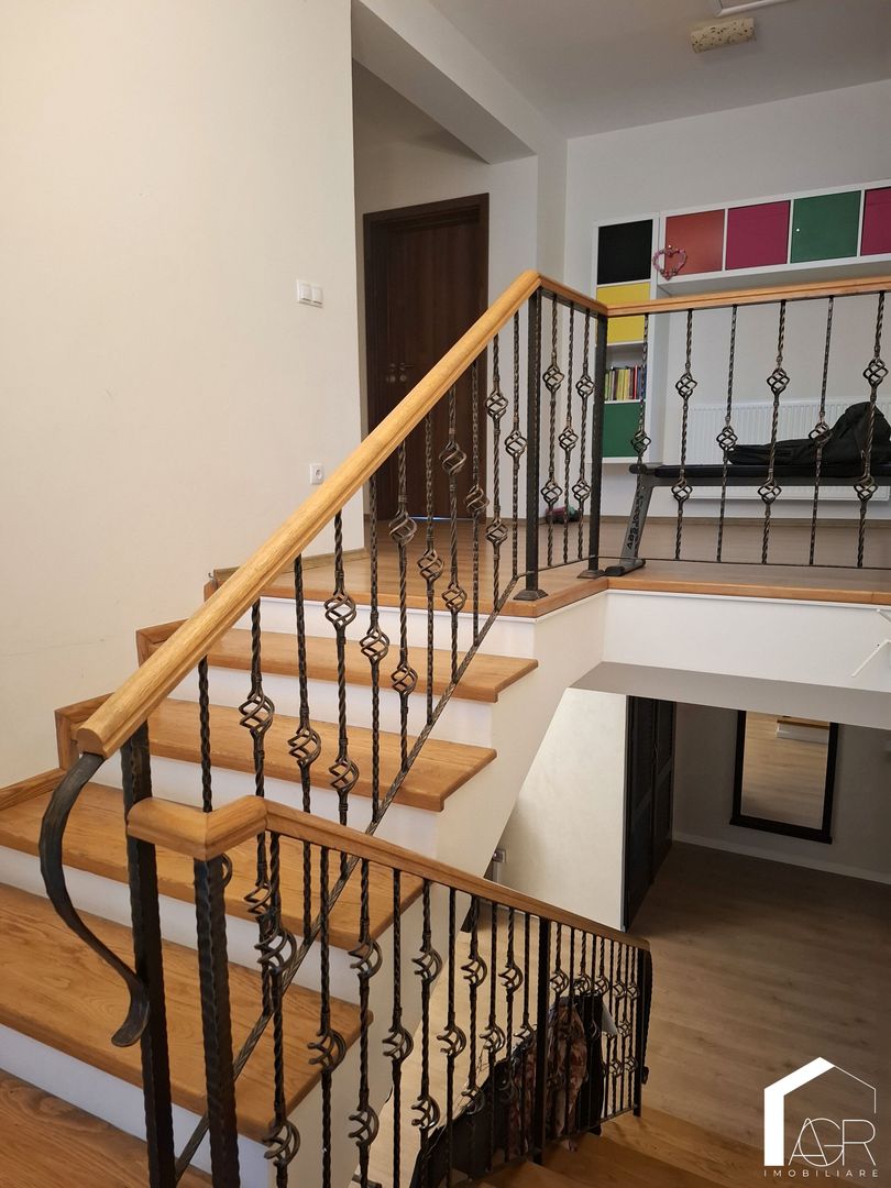 Casa P+1E+M, cu 5 camere, Cocosesti - Poză 8