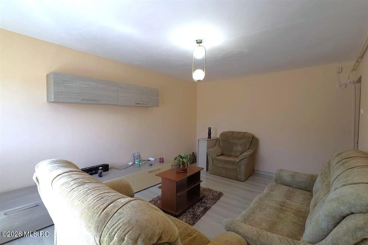 Far - Parc, 2 camere decomandate, 2 balcoane, 56 mp, centrala gaz! - Poză 6