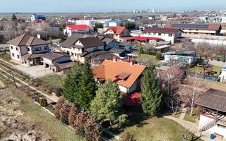 Casa de vanzare in Targoviste - 5 camere, 2 garaje, teren generos - Poză 4