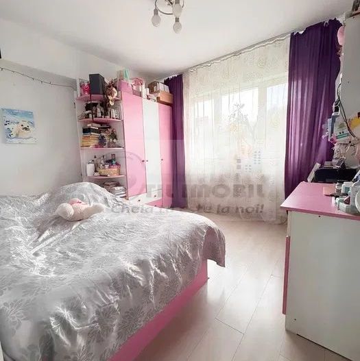 Ap decomandat 3 camere – Tătărași, 75 mp, locație excelentă 140000 EUR - Poză 3