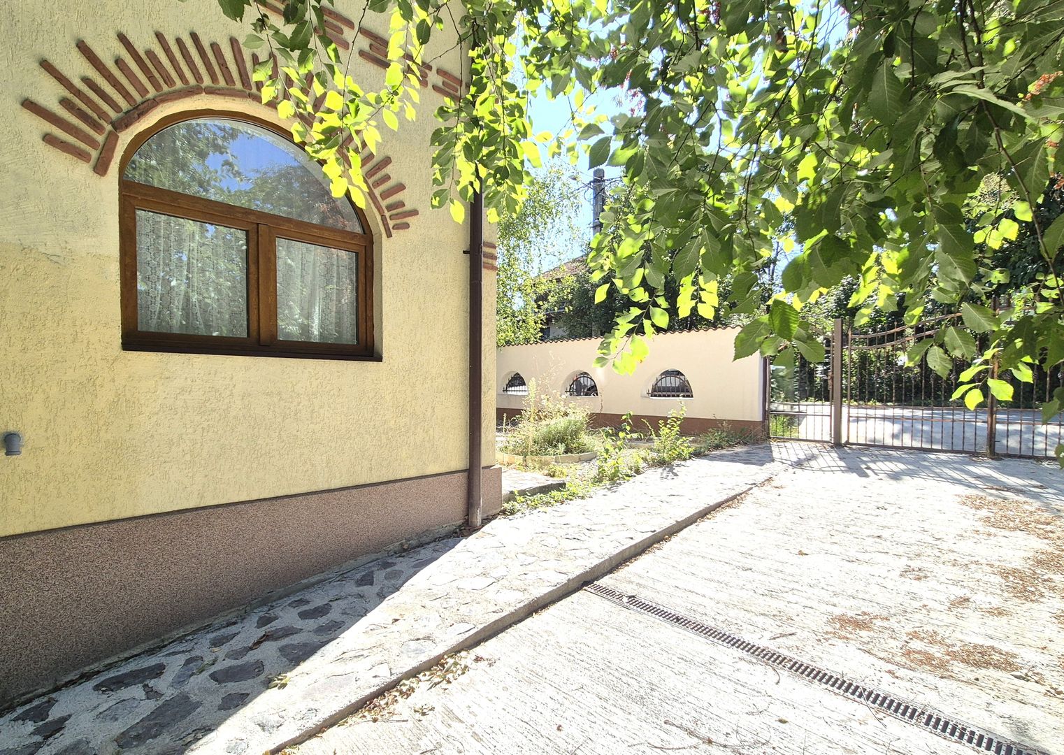 COMISION 0% - Casa cu view specataculos, D+P+M 236mp teren 436mp Campulung Arges - Poză 16