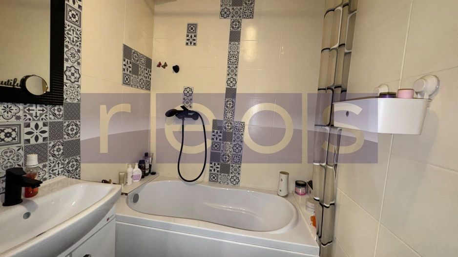 De vanzare 2 camere | Zona Titan - Poză 6