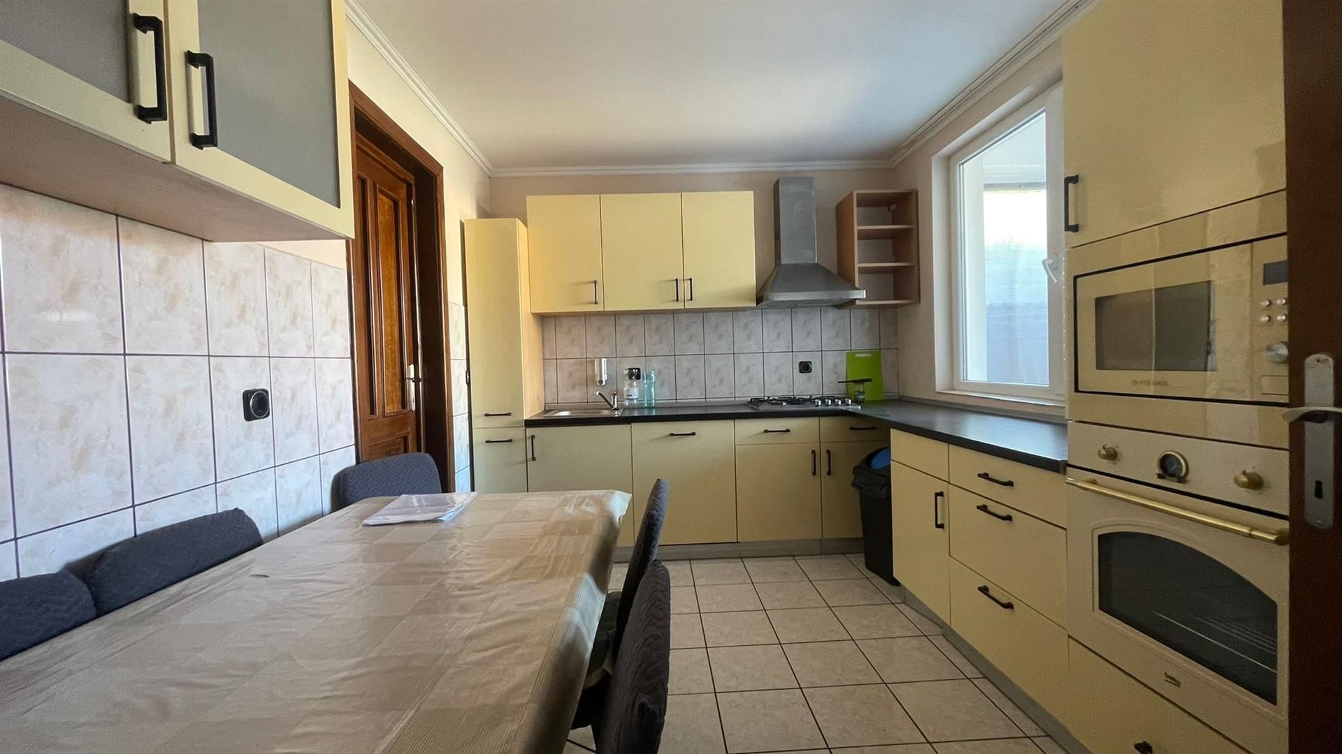 CASA DE INCHIRIAT PENTRU ECHIPE DE MUNCITORI - Poză 4