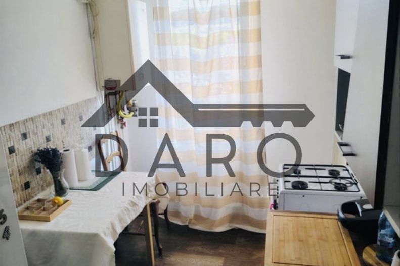 Dau In Chirie Apartament Cu Doua Camere - Poză 1