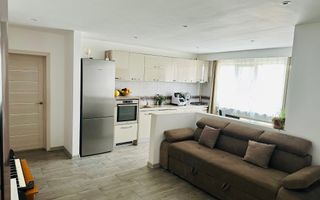 Apartament cu 3 camere - zona str.Ioan Rus - Poză 1