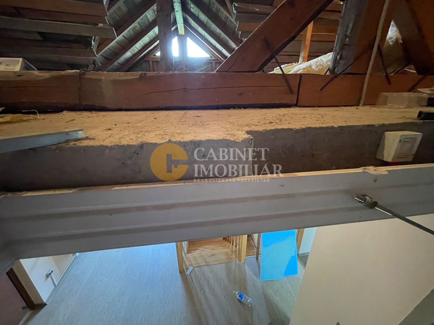 Casă Duplex Integral (Ambele Părți) - 325mp Utili, 1000mp Teren, Asfalt - Poză 17