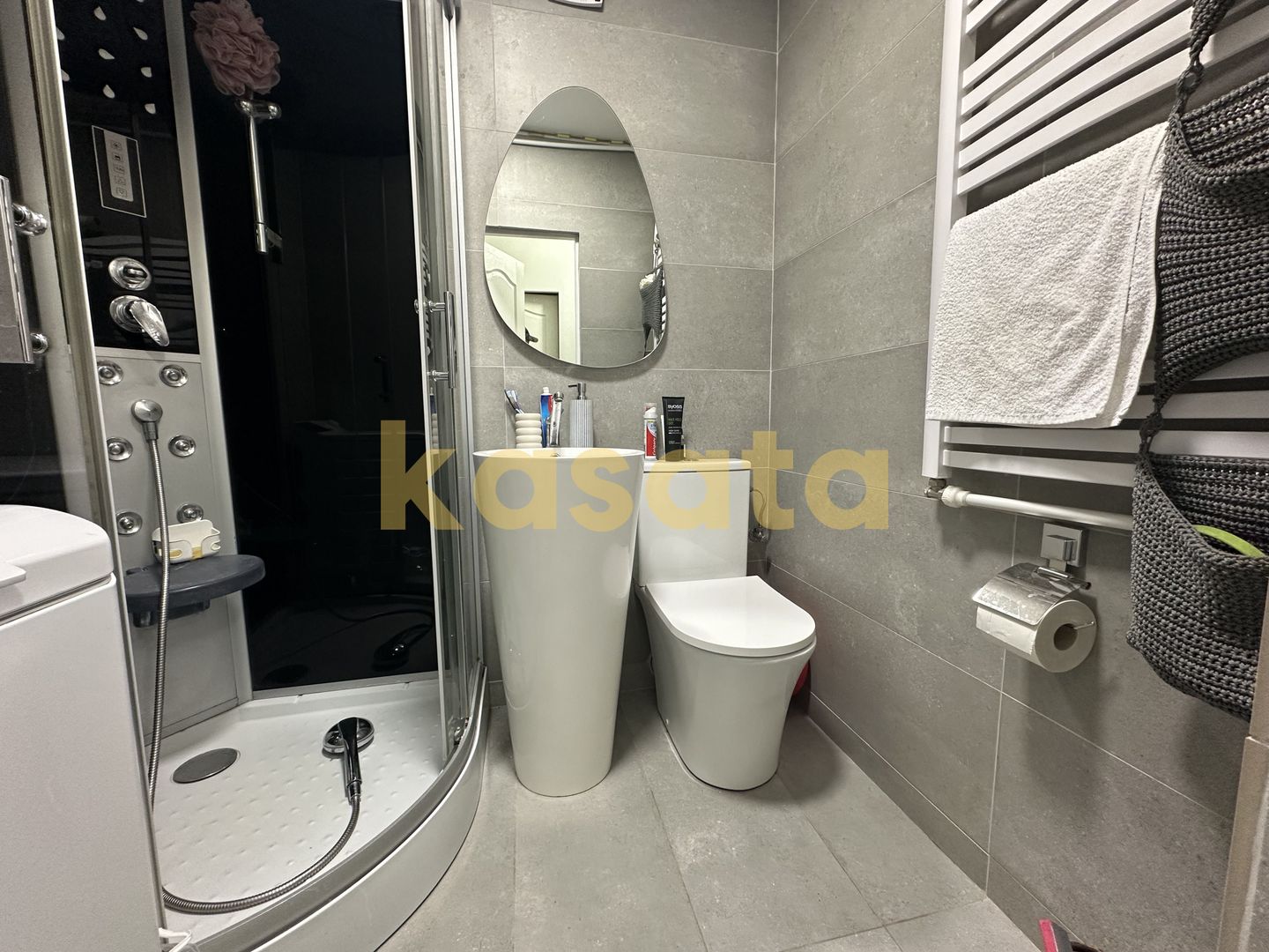 Apartament 3 Camere | Decomandat | Bloc Reabilitat | Garaj Disponibil - Poză 16