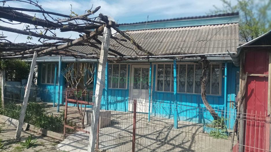 Casă cu grădină, 86 mp, 3 camere, sat Drăgușeni, comuna Scheia, la 35 km de Iași - Poză 4