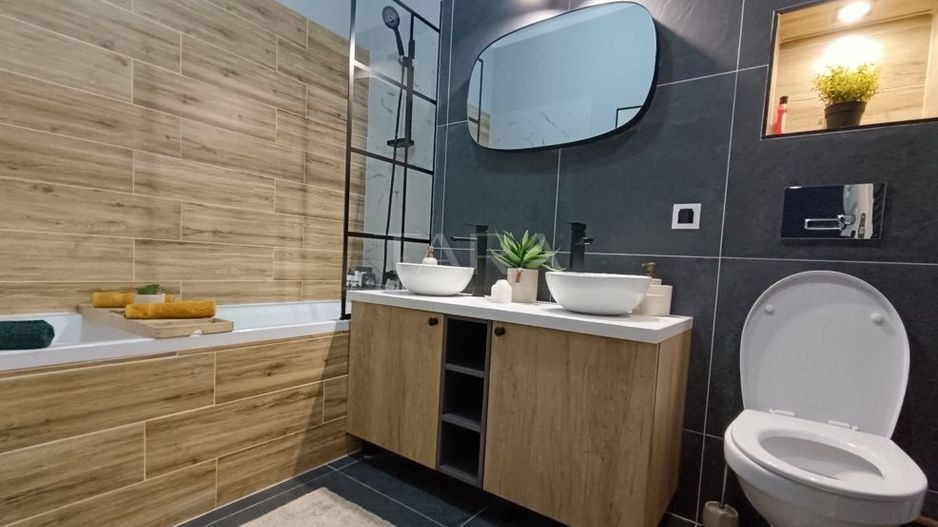 Apartament cu 3 camere de vanzare in Floresti - Poză 9