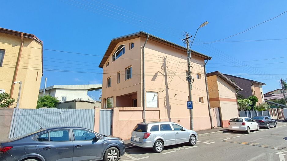 Brancoveanu - Stadion Rocar, casa inidviduala, S+P+1Et+M, 5 camere - Poză 9