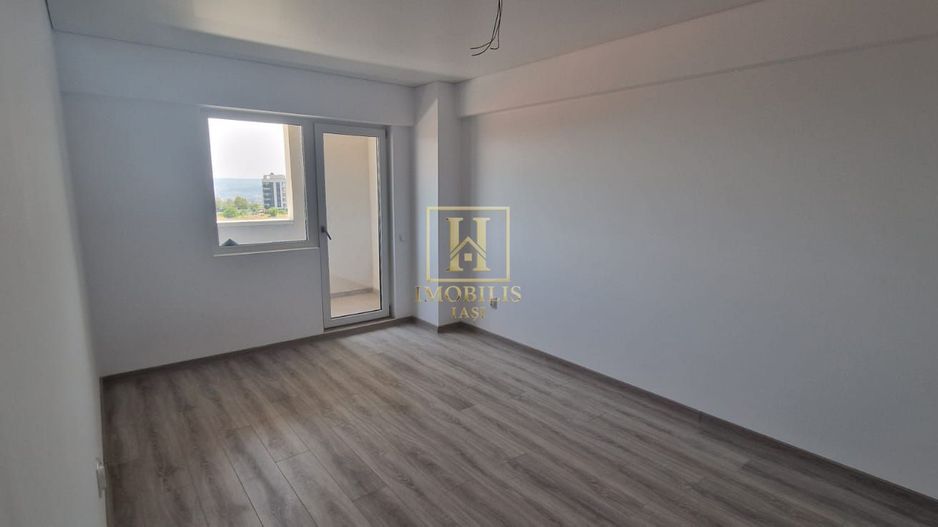 Apartament NOU 3 camere 89 mp Copou 145000 euro - Poză 2