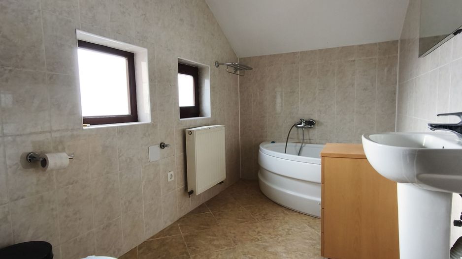 Casa moderna cu 4 camere in cartierul Orizont-Tur 3D virtual - Poză 7