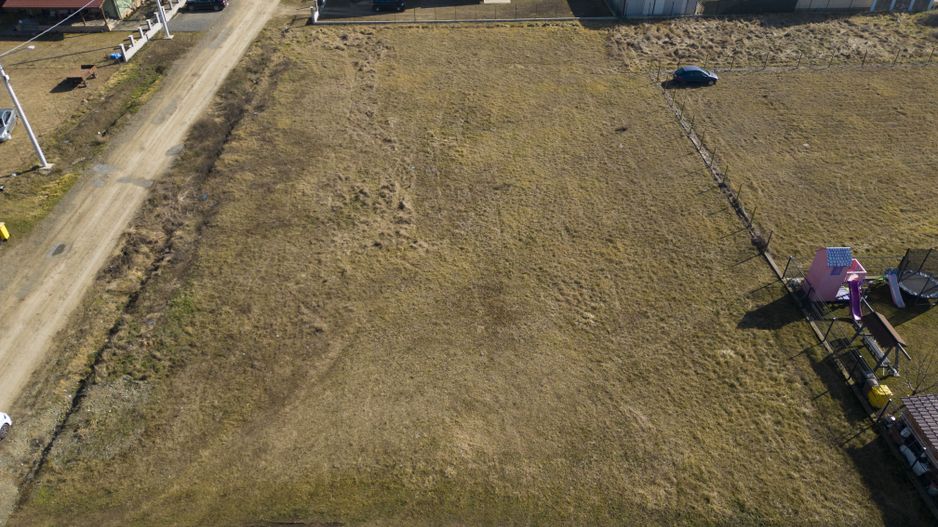 Loc de casa 500 mp în Curtici - Poză 6