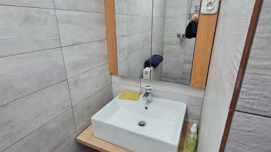 Apartament in vila zona Baicului - Poză 5