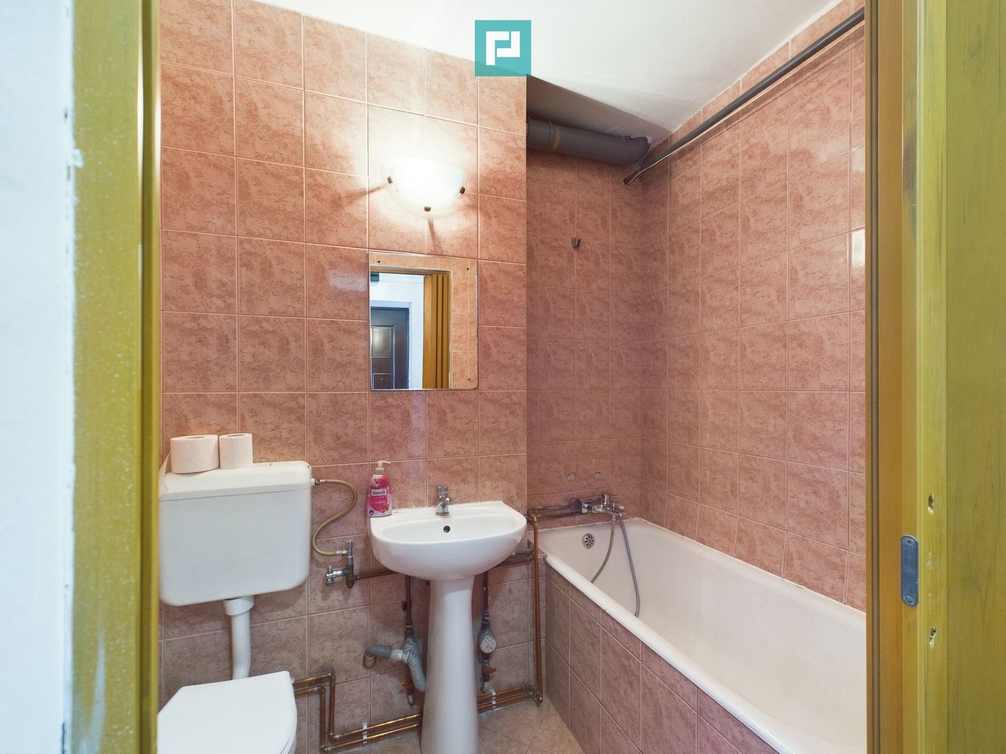 Apartament cu o cameră în zona Spitalului Județean - Poză 10