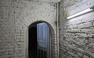 Vanzare Boxa demisol, Bvd. Republicii - Poză 5