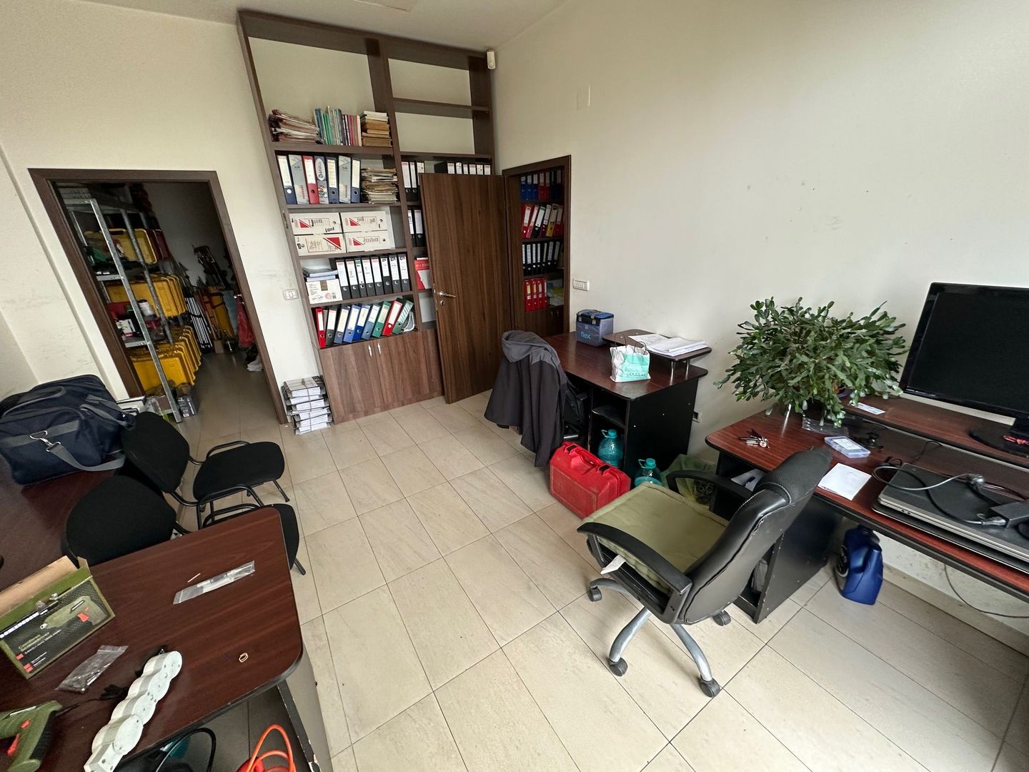 Spatiu Comercial zona Aradului - 4 locuri de parcare - Poză 10