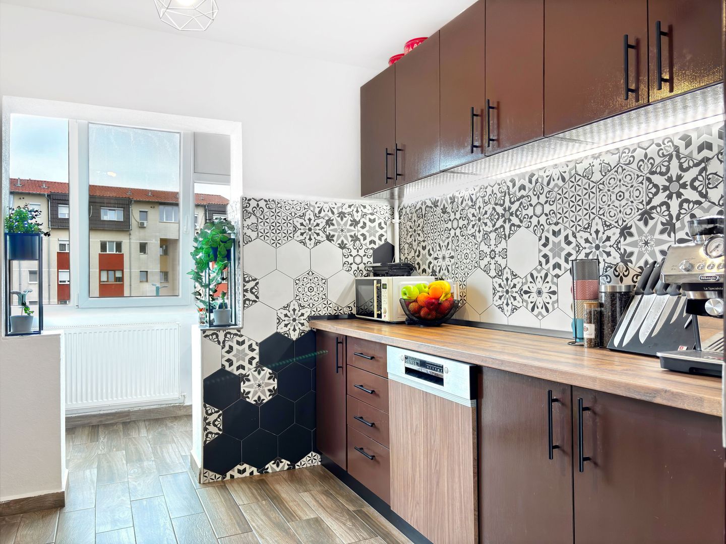 De vanzare | Decomandat 2 camere | Et 3 | Finisaje moderne | Soarelui - Poză 9