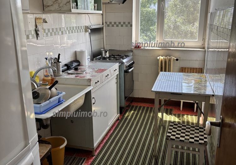 Decomandat 3 Camere Brancoveanu Etaj Intermediar - Poză 3