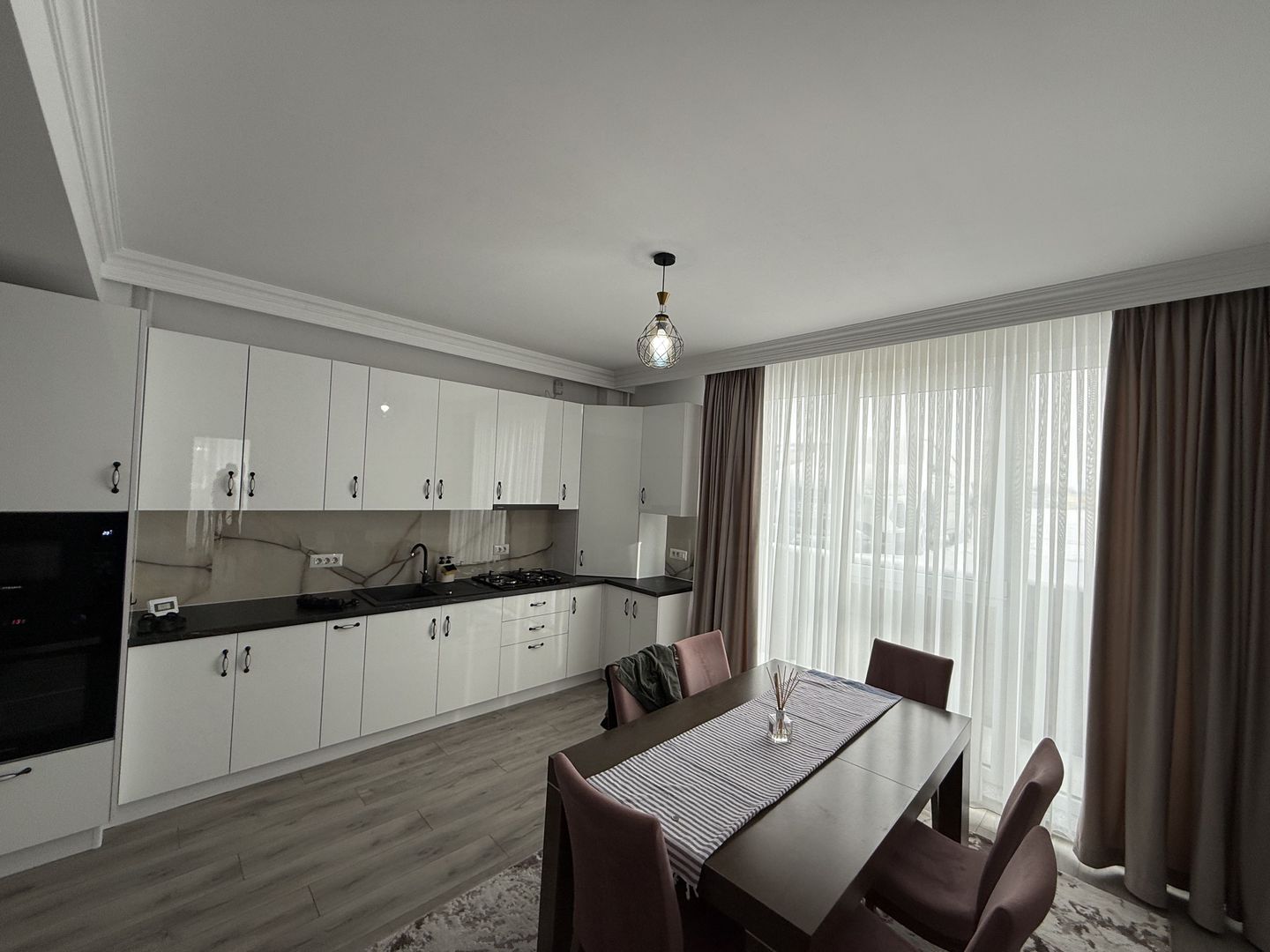 Apartament Bloc NOU | 3 camere | 100 MP - Poză 1