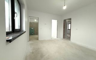 Duplex despartit prin camera tehnica cu 4 camere | Giroc - Poză 2