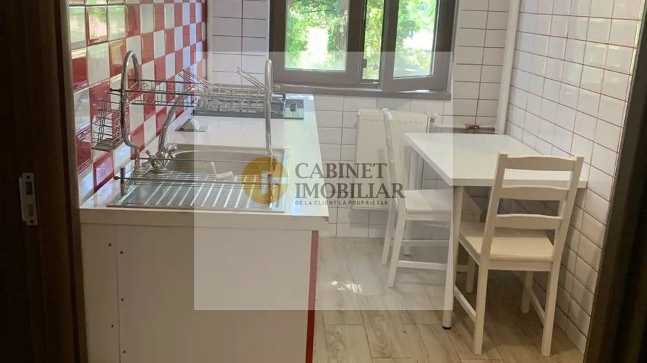 2 camere | Raul Doamnei | 52mp | etaj intermediar | Renovat | - Poză 3