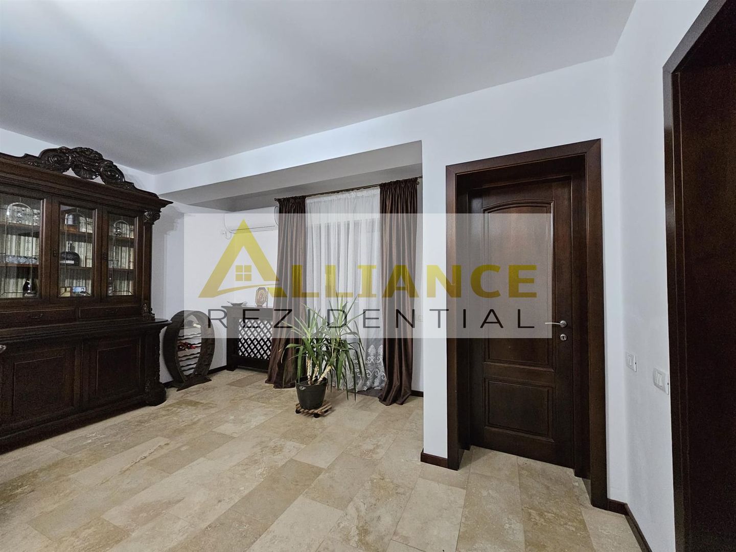 Vila individuala P+1 cu 4camere /3bai teren- 566mp - Poză 9