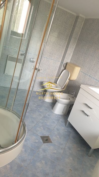 Casă de vânzare – Zona Moșilor- Renovată și consolidată recent | CURTE - Poză 6