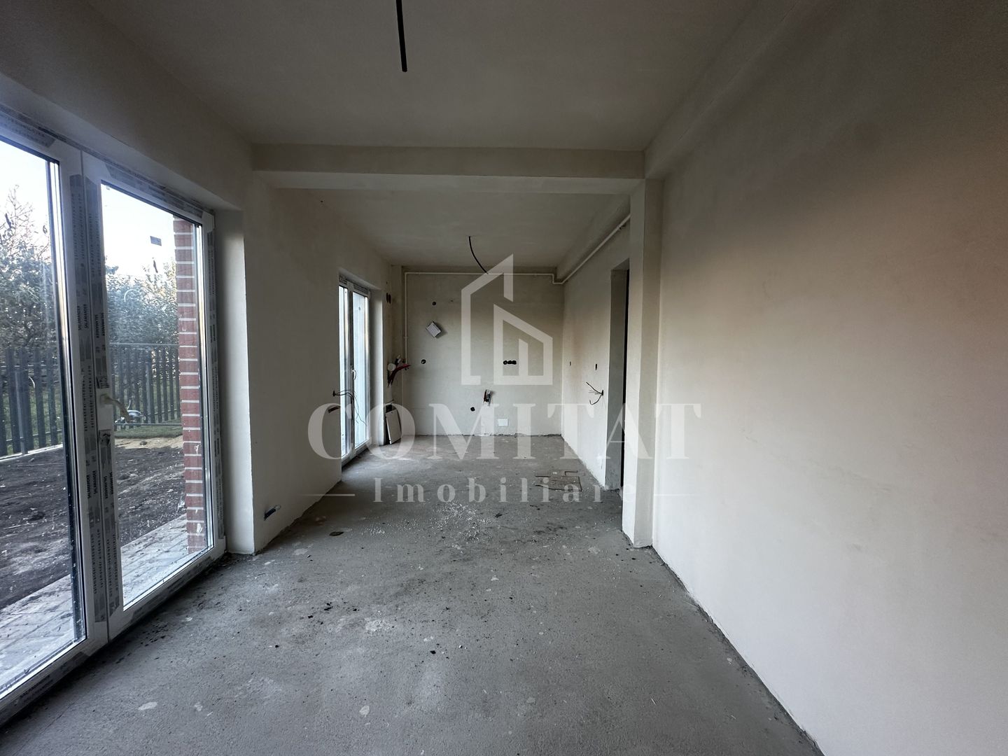 Casa înșiruită | 2 locuri de parcare | Zona Casa Zânelor-Florești - Poză 1