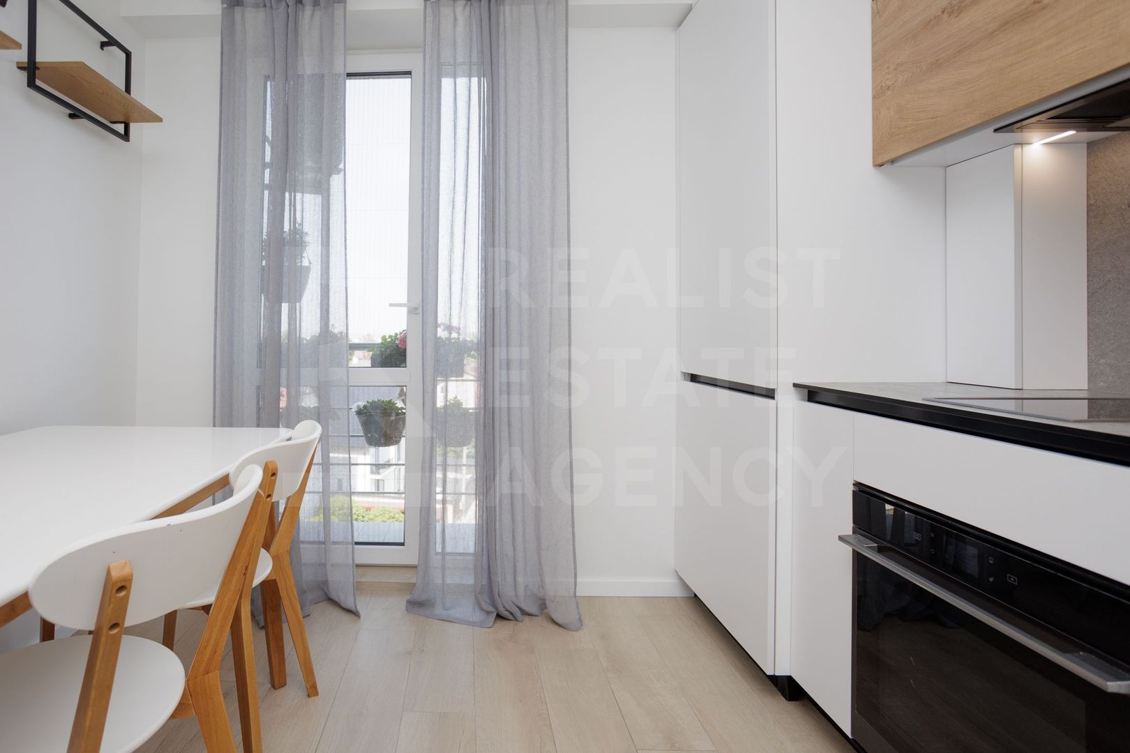 Apartament cu 2 camere, 57 mp, str. Nicolae Dimo, Durlești - Poză 2