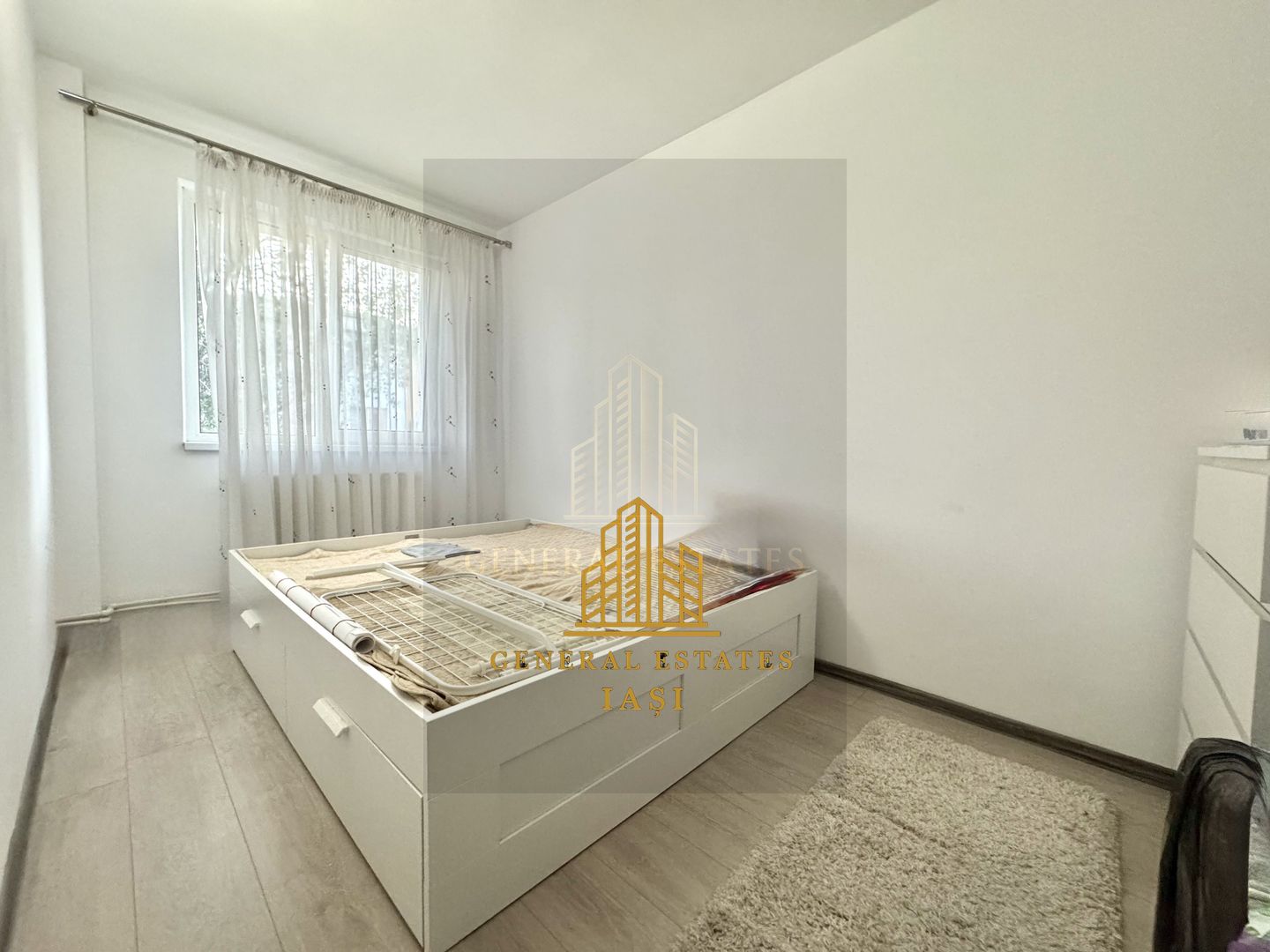 Vânzare apartament 3 camere -  vis-a-vis de Pașapoarte Iași - Poză 8