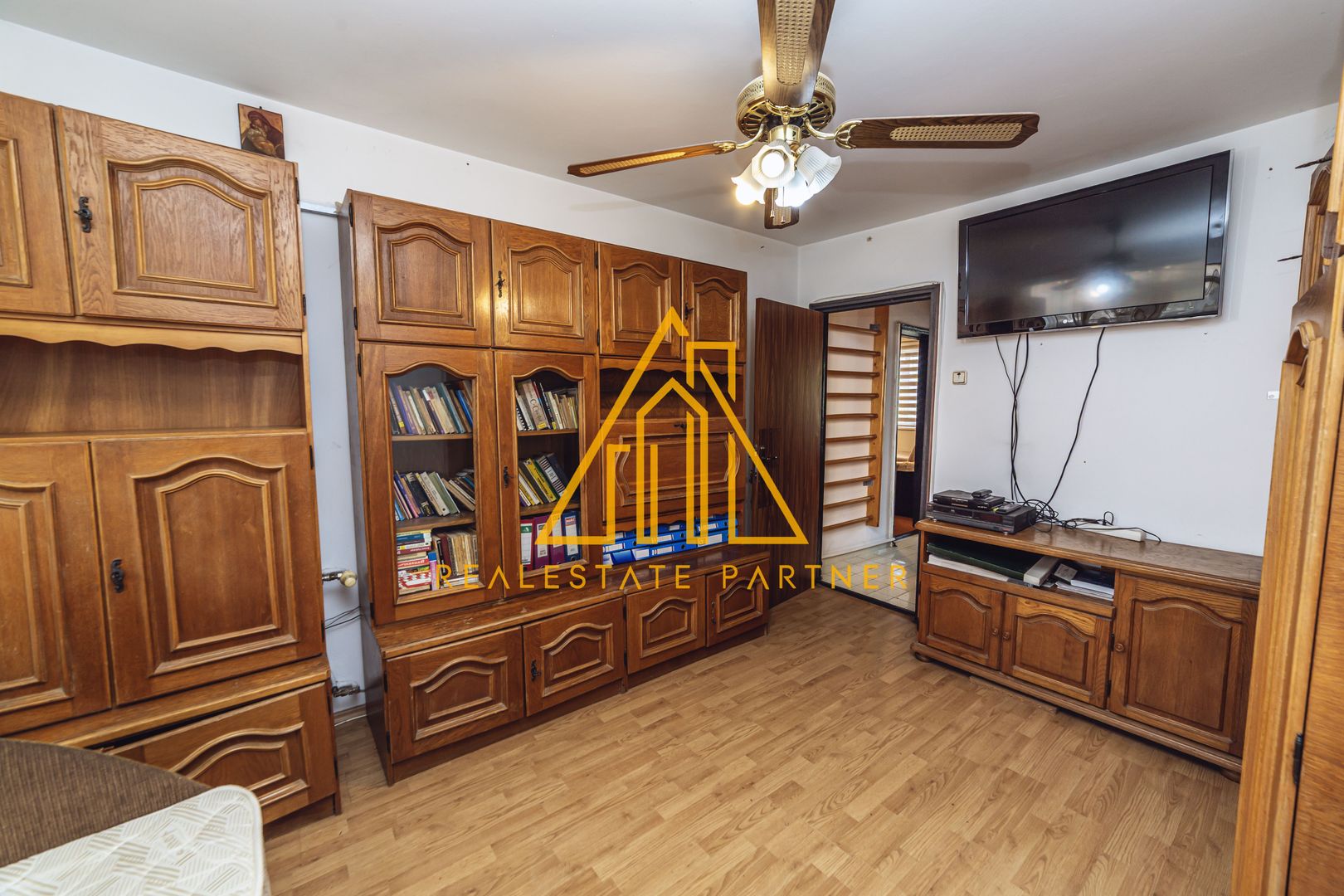 Apartament 3 camere semidecomandat – Berceni, Sector 4, aproape de Sun Plaza - Poză 26