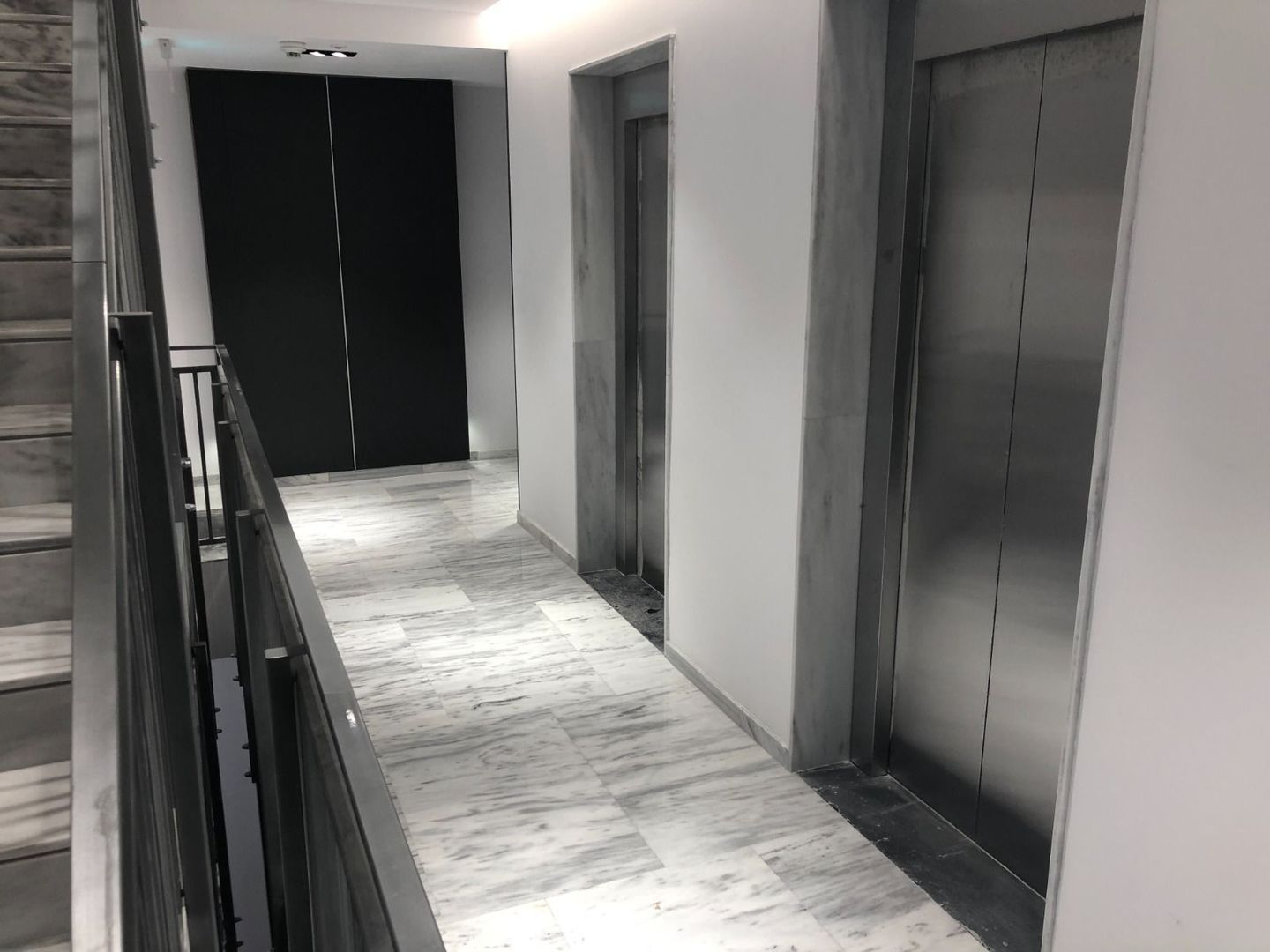 Apartament modern exclusivist cu 2 camere în One Herăstrău Plaza - Poză 14