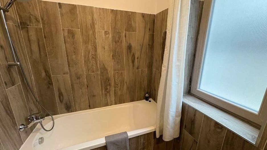 BRASADAS închiriază garsoniera in zona Unirii 2018 balcon. - Poză 8