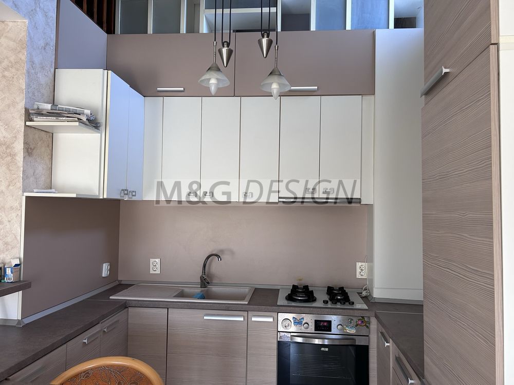 Apartament  2 camere Sagului cu scara interioara - Poză 2